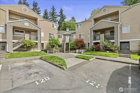 5300 Harbour Pointe Blvd #306H, Mukilteo, WA 98275