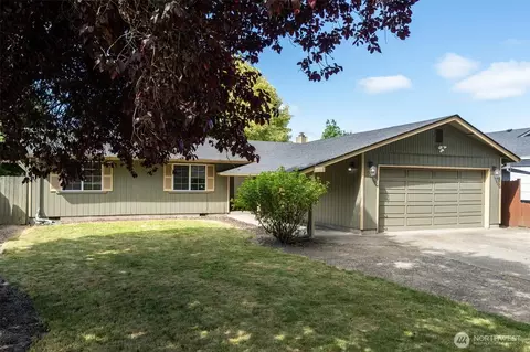 3273 Tori Ln, Longview, WA 98632