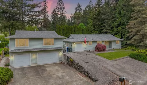 19113 21st St SW, Lakebay, WA 98349