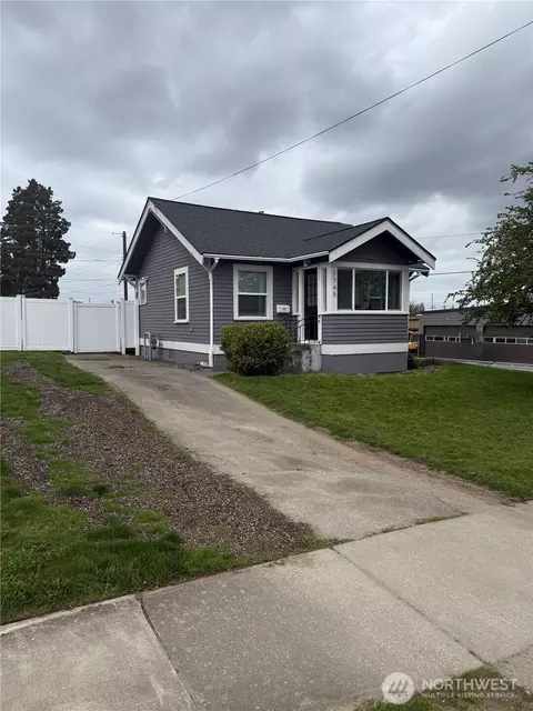 1745 James St, Bellingham, WA 98225