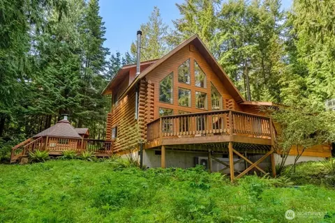 214 Cougar Crest Rd, Sequim, WA 98382