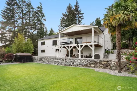 11016 46th St E, Edgewood, WA 98372