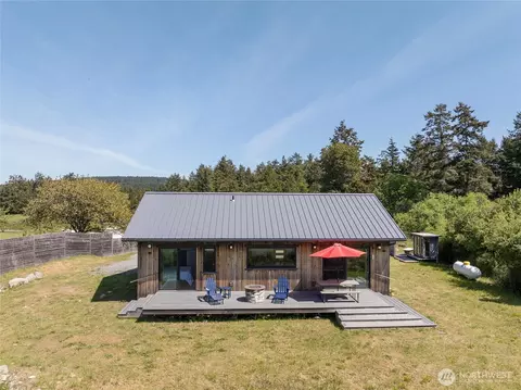 124 Donnas Ln, Lopez Island, WA 98261
