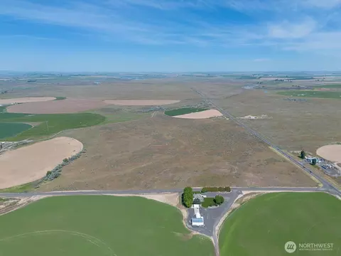 4601 Sr 17, Mesa, WA 99343