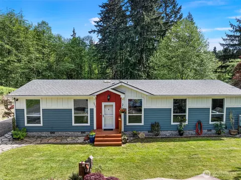 6852 SE Garfield St, Port Orchard, WA 98366