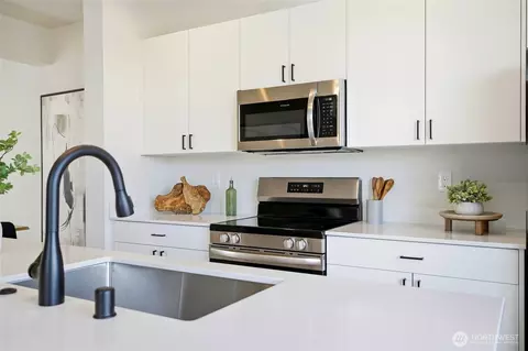 Kitchen - 222 124th St SW #C1, Everett, WA 98204 photo 4 of 6