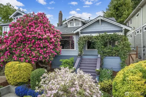 934 30th Ave, Seattle, WA 98122