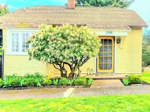 1108 43rd St S, Tacoma, WA 98418
