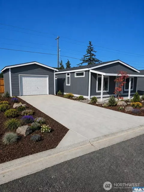 861 N Iris Ave, Sequim, WA 98382 photo 2