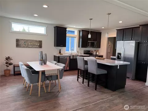 861 N Iris Ave, Sequim, WA 98382 photo 3