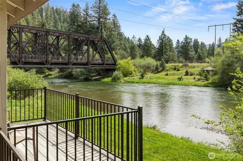 90 Pebble Beach Dr, Cle Elum, WA 98922