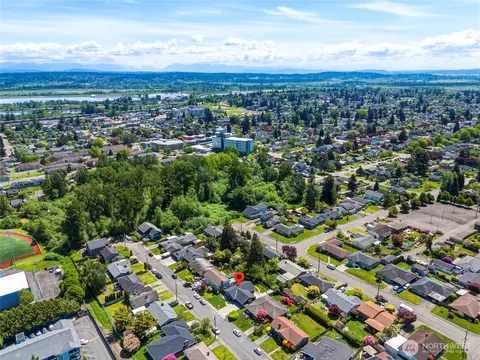 View/Area - 2222 Oklahoma Ave, Everett, WA 98201 photo 6 of 7