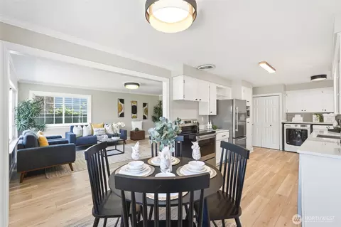 Dining - 2222 Oklahoma Ave, Everett, WA 98201 photo 2 of 3