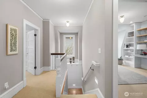 610 16th Ave E, Seattle, WA 98112 photo 20