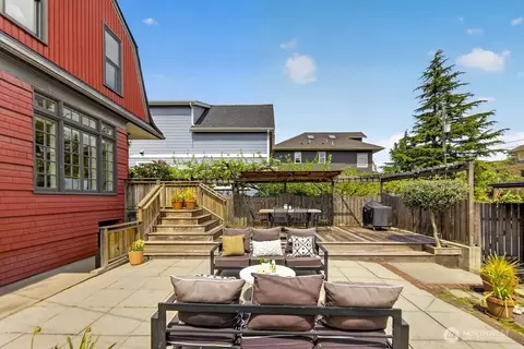 610 16th Ave E, Seattle, WA 98112 photo 31