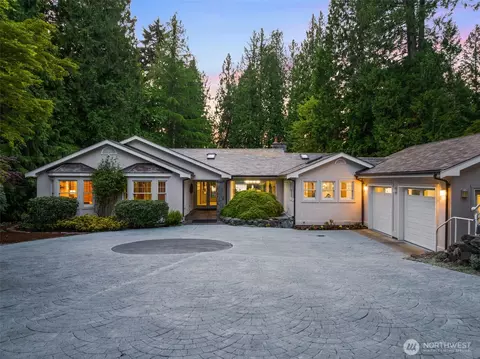 3718 S 334th St, Federal Way, WA 98001