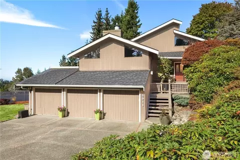 5011 134th Pl SE, Bellevue, WA 98006