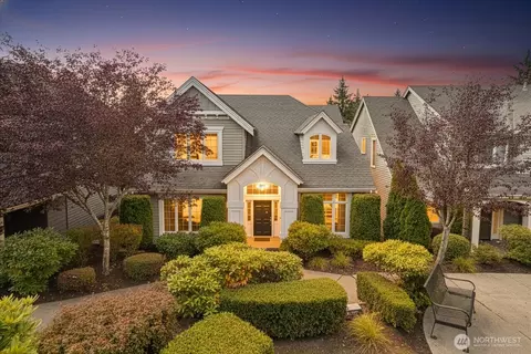 2038 30th Ln NE, Issaquah, WA 98029