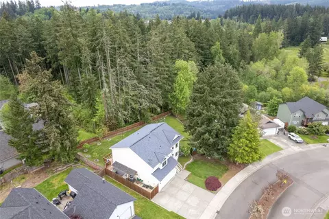 921 Erin Ln W, Eatonville, WA 98328