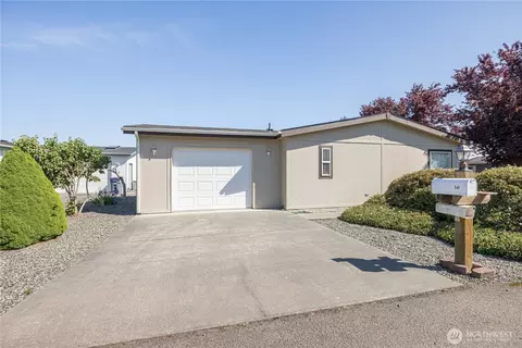 541 N 7th, Sequim, WA 98382