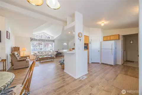 541 N 7th, Sequim, WA 98382 photo 13