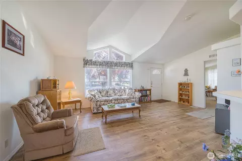 541 N 7th, Sequim, WA 98382 photo 9