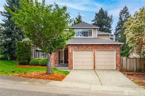 902 52nd St SE, Auburn, WA 98092