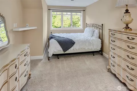 Bedroom - 4911 Harbor Ln, Everett, WA 98203 photo 5 of 5