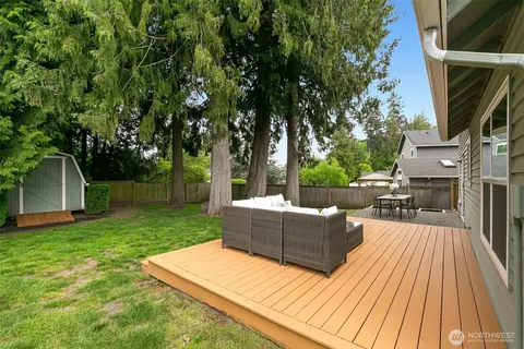 Exterior - 14427 55th Ave SE, Everett, WA 98208 photo 6 of 8