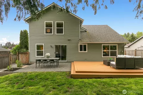Exterior - 14427 55th Ave SE, Everett, WA 98208 photo 4 of 8