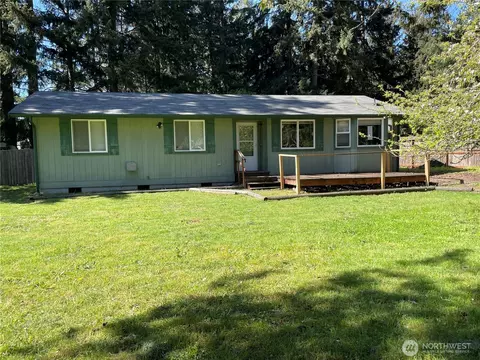 17827 Upland Dr SE, Yelm, WA 98597