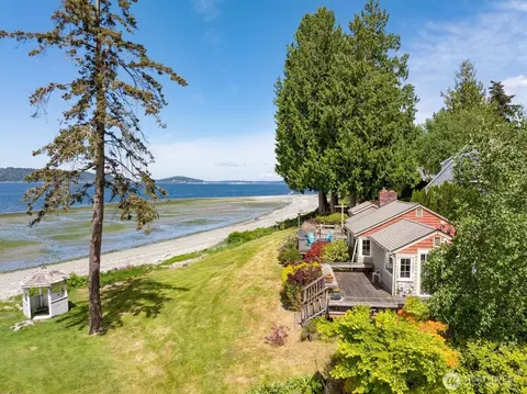 29631 Beach Dr NE, Poulsbo, WA 98370