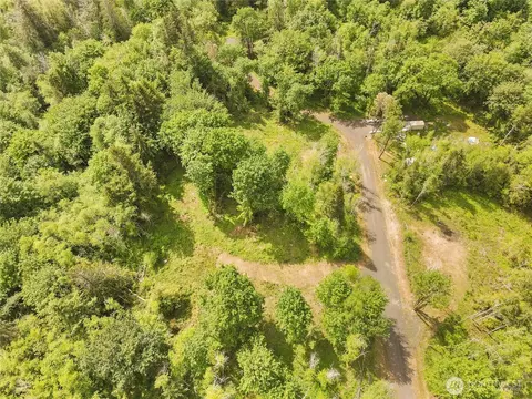 131 E Cascara Cove Ln, Shelton, WA 98584