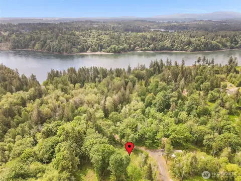 171 E Cascara Cove Ln, Shelton, WA 98584