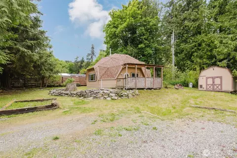 27299 Baywood Dr NE, Kingston, WA 98346