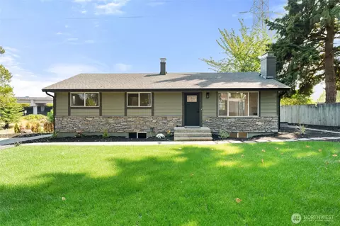 12215 SE 35th St, Bellevue, WA 98006