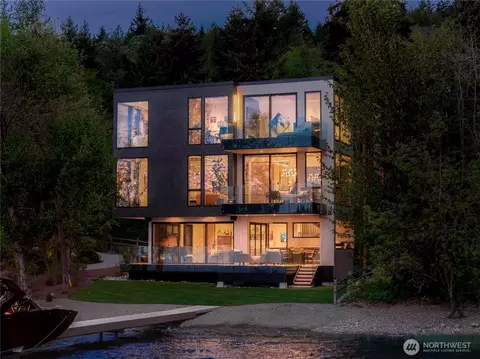 3101 E Lake Sammamish Pkwy NE, Sammamish, WA 98074
