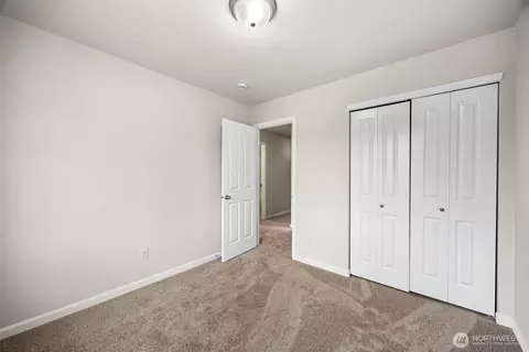 Bedroom - 3228 177th Pl SE, Bothell, WA 98012 photo 5 of 7