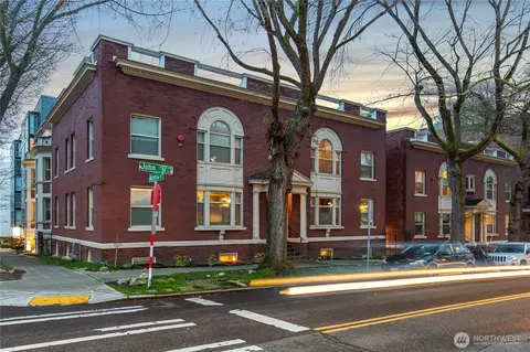 117 John St #9, Seattle, WA 98109