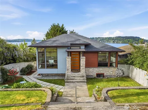 7226 S Ryan St, Seattle, WA 98178