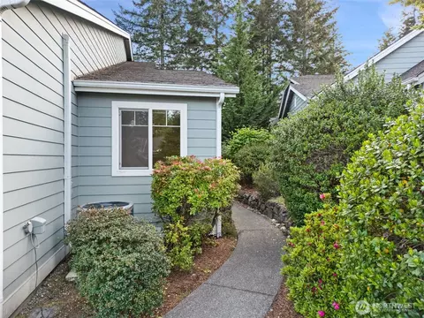 Exterior - 321 E Soderberg Rd #D-12, Allyn, WA 98524 photo 1 of 5