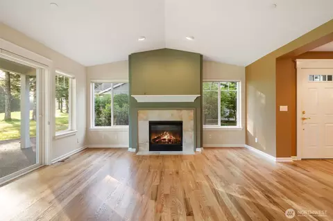 Living - 321 E Soderberg Rd #D-12, Allyn, WA 98524 photo 2 of 9