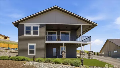 827 Madeleine Ct, East Wenatchee, WA 98802