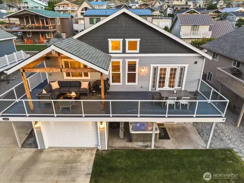 240 W Marine View Dr, Orondo, WA 98843