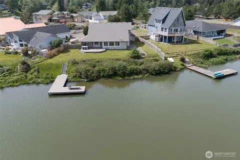 354 Wildwood Ave SE, Ocean Shores, WA 98569