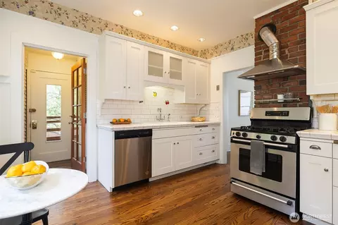 Kitchen - 806 15th Ave E, Seattle, WA 98112 photo 2 of 4