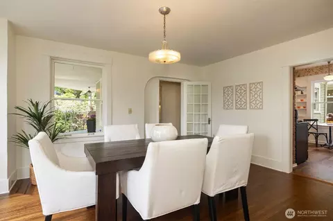 Dining - 806 15th Ave E, Seattle, WA 98112 photo 2 of 2