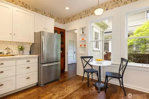 Kitchen - 806 15th Ave E, Seattle, WA 98112 photo 3 of 4