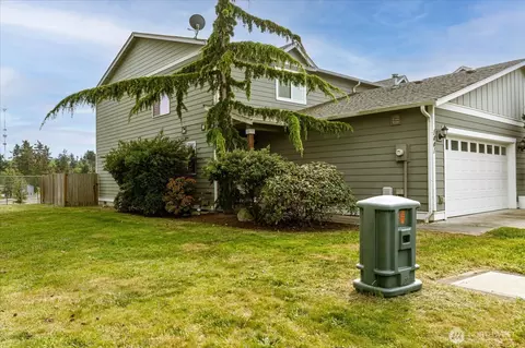 1441 NW 5th Ave, Oak Harbor, WA 98277