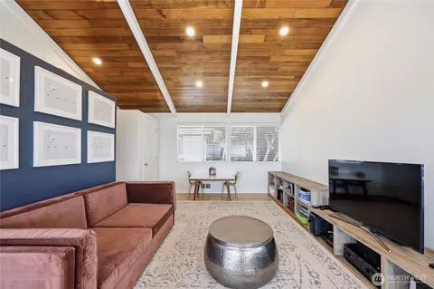 Living - 2702 E 16th St, Bremerton, WA 98310 photo 1 of 6